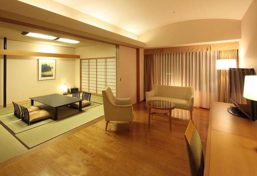 Royal Pines Hotel Urawa