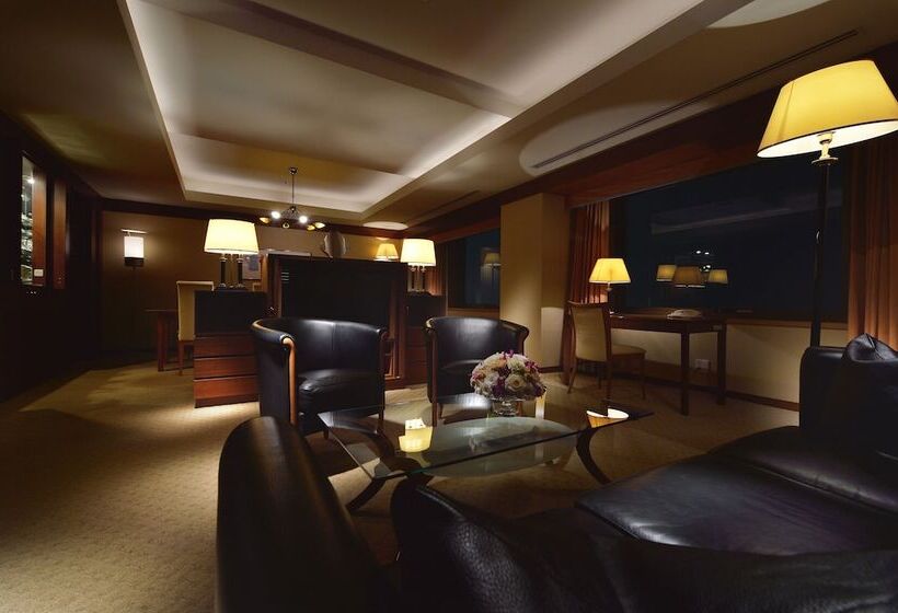 Royal Pines Hotel Urawa