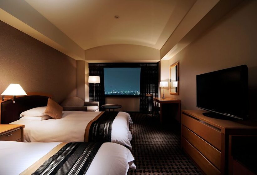 Royal Pines Hotel Urawa