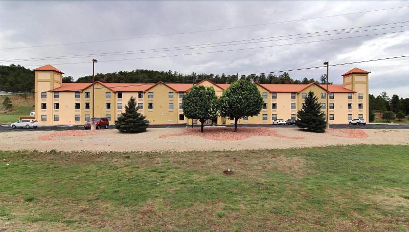 酒店 Ruidoso Mountain Inn