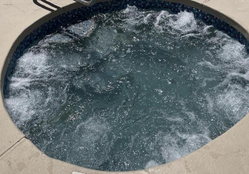 酒店 Ruidoso Mountain Inn