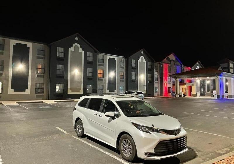 酒店 Ruidoso Mountain Inn