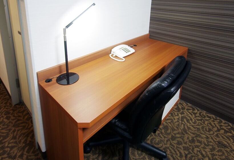 هتل Sasebo Washington