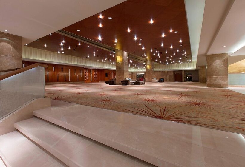 Sheraton Grand Bangalore Hotel At Brigade Gateway