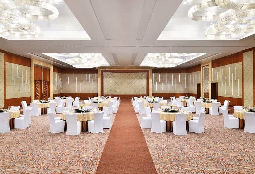 Sheraton Grand Bangalore Hotel At Brigade Gateway