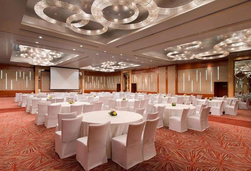 Sheraton Grand Bangalore Hotel At Brigade Gateway