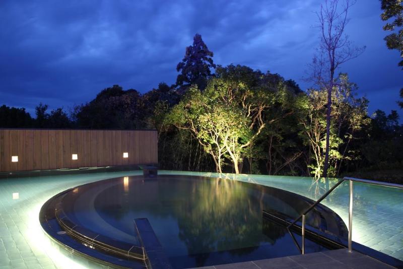 酒店 Shirahama Coganoi Resort & Spa