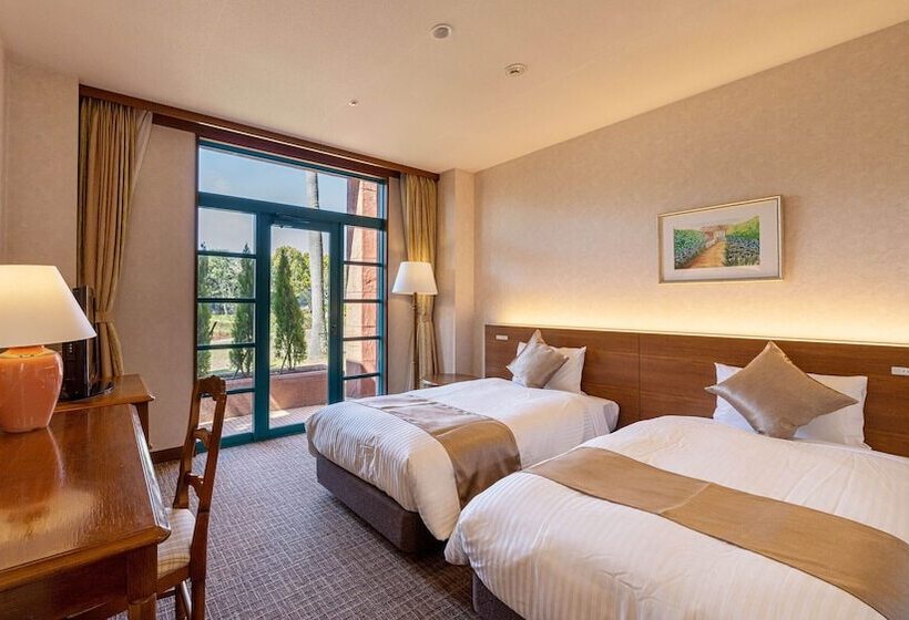 هتل Ooedo Onsen Monogatari Premium Saikaibashi