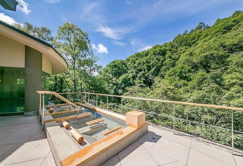 Tateshina Grand Hotel Takinoyu