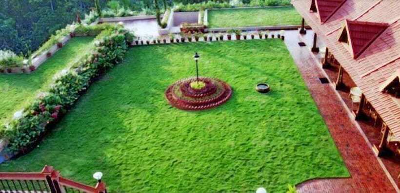 هتل Thapovan Heritage Home