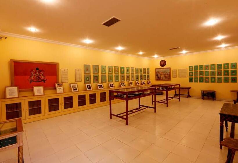 ホテル The Lallgarh Palace A Heritage