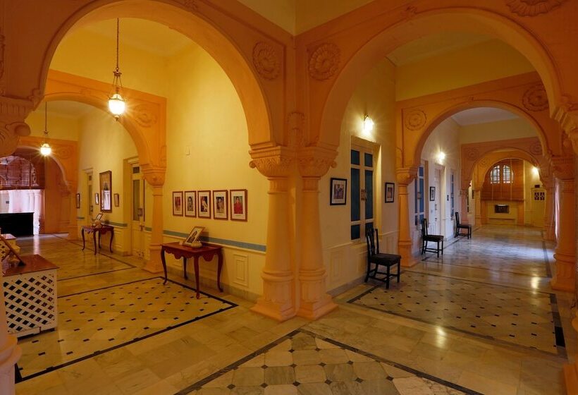 ホテル The Lallgarh Palace A Heritage