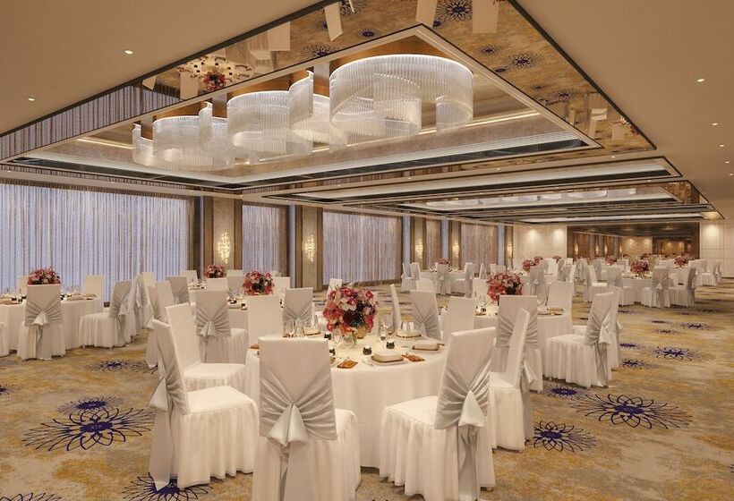 호텔 Vivanta Vijayawada M G Road