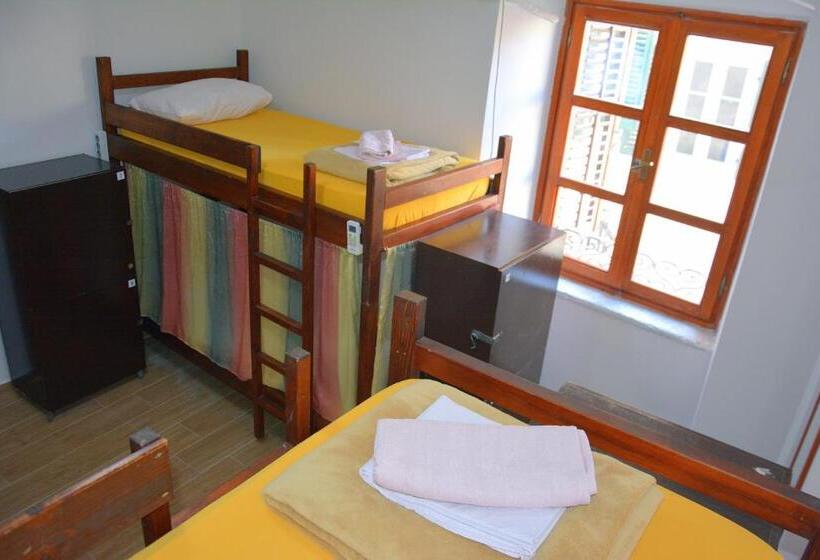 هاستل Montenegro Backpackers Home Kotor