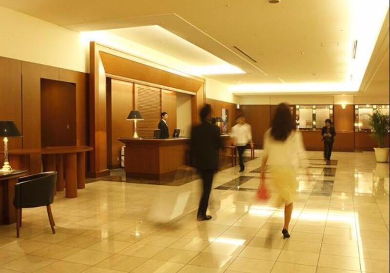 Royal Pines Hotel Urawa