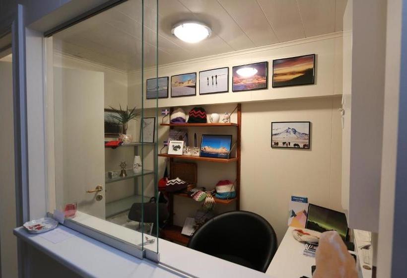 هاستل Nýibær Guesthouse