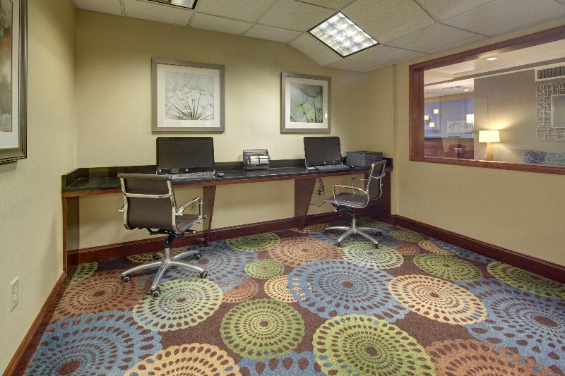 Holiday Inn Express Hotel & Suites Emporia, An Ihg