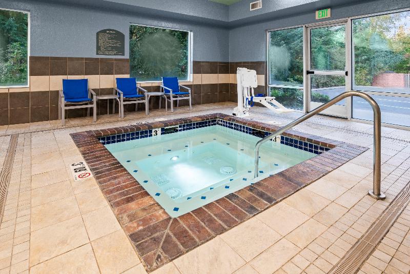 Holiday Inn Express Hotel & Suites Marysville, An Ihg