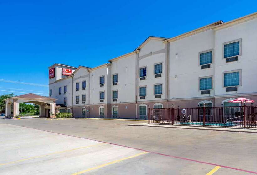 בית מלון כפרי Americinn By Wyndham New Braunfels