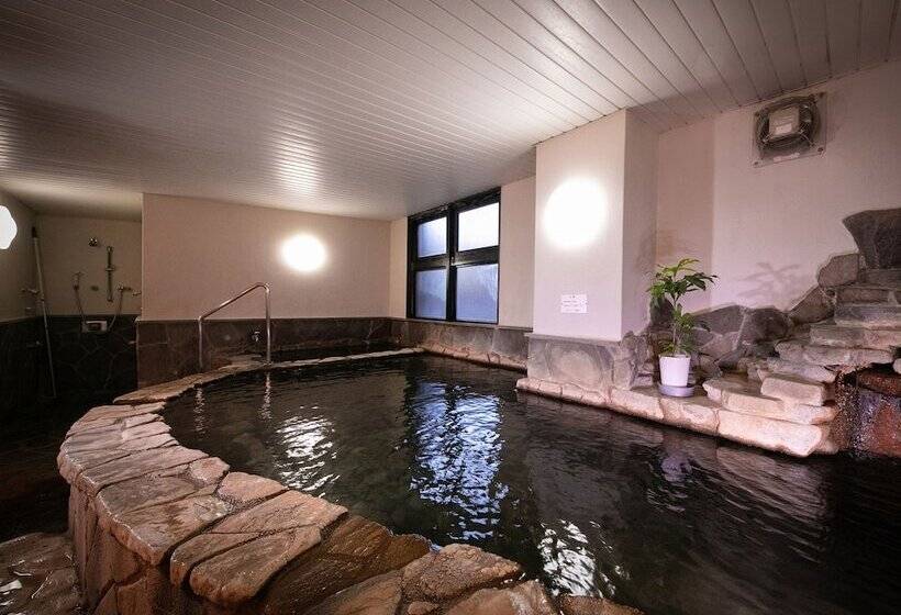 فندق Arthur Kitahama Base