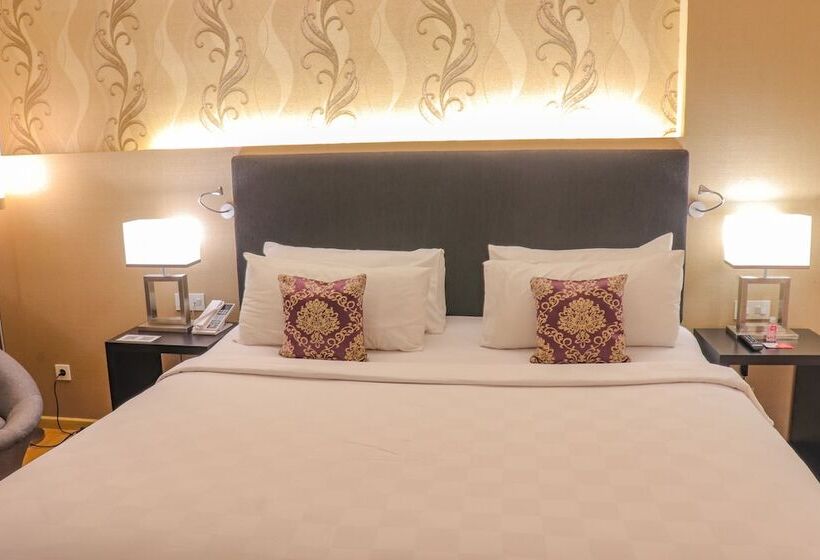 فندق Fugo Banjarmasin