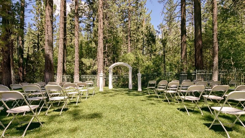 Chateau Big Bear Boutique Hotel, Bw Signature Collection