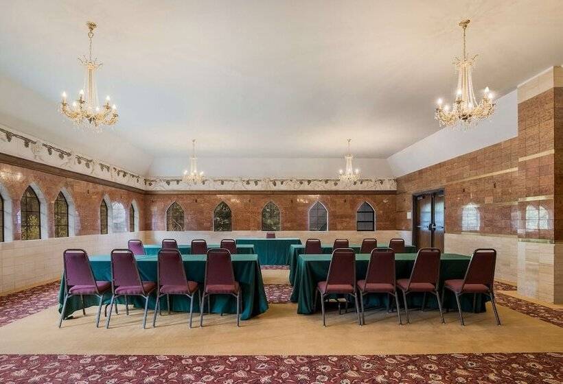 Chateau Big Bear Boutique Hotel, Bw Signature Collection