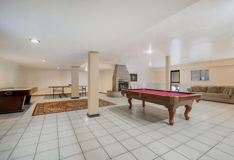 Chateau Big Bear Boutique Hotel, Bw Signature Collection