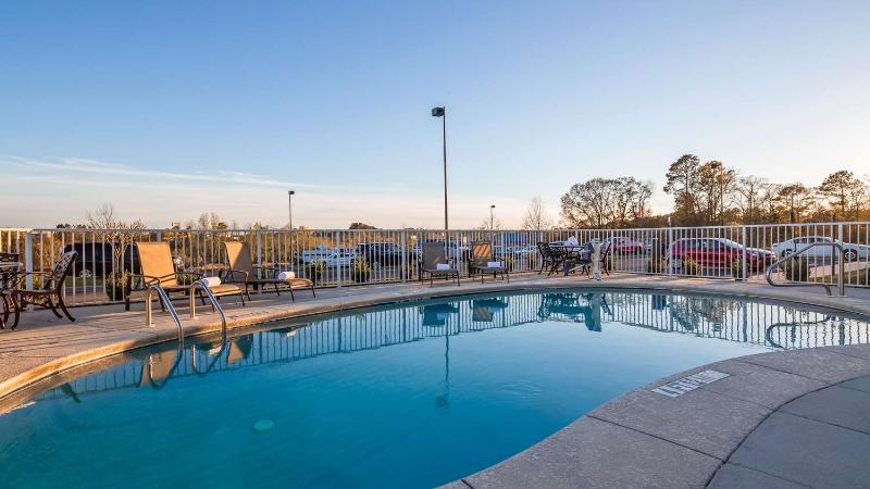 هتل Best Western Dothan Inn & Suites