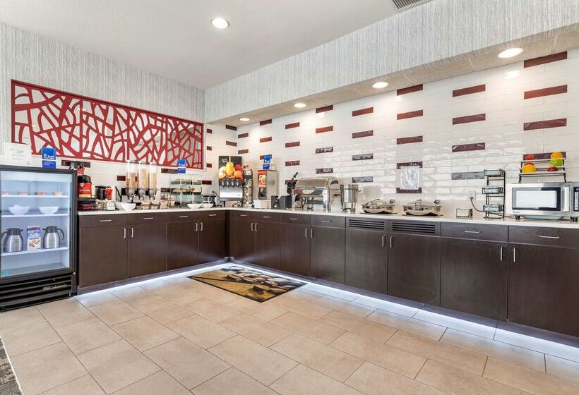 هتل Best Western Plus Castlerock Inn & Suites