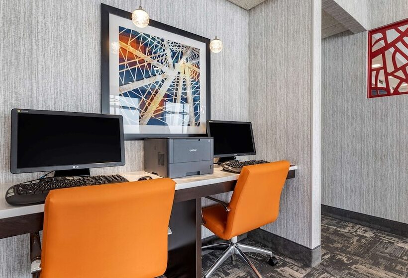 هتل Best Western Plus Castlerock Inn & Suites