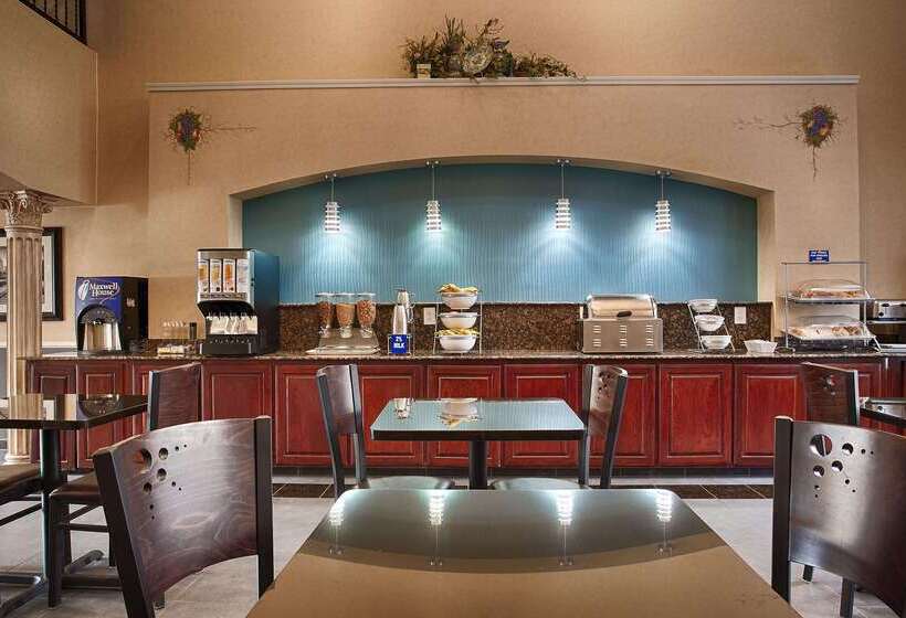 בית מלון כפרי Best Western Plus Cutting Horse Inn & Suites