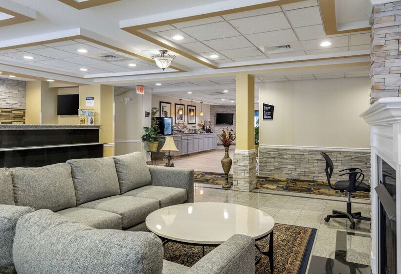 فندق Best Western Plus New England Inn & Suites