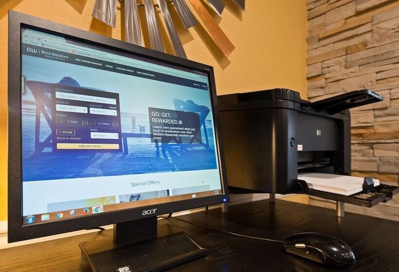 فندق Best Western Plus New England Inn & Suites