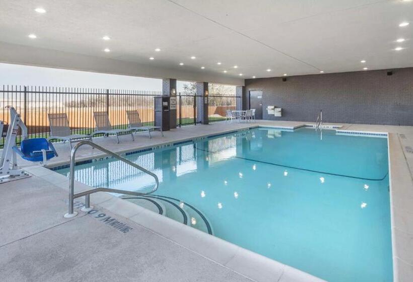 בית מלון כפרי Best Western Plus Stephenville Inn