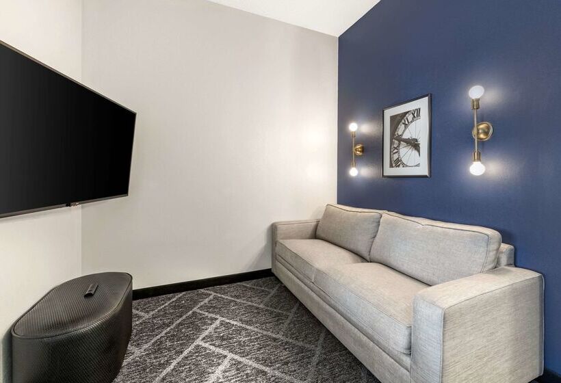 Cambria Hotel Minneapolis Maple Grove