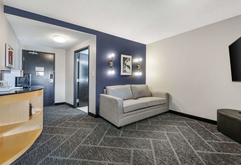 Cambria Hotel Minneapolis Maple Grove