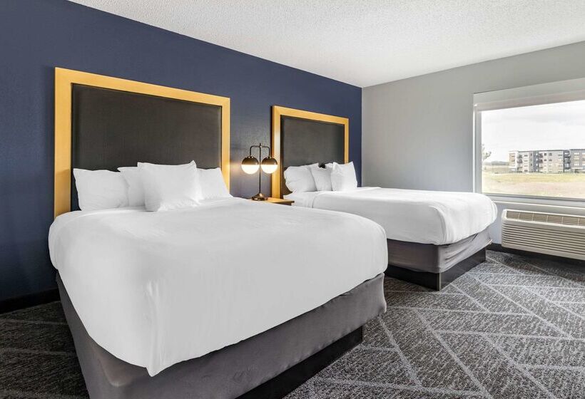 Cambria Hotel Minneapolis Maple Grove