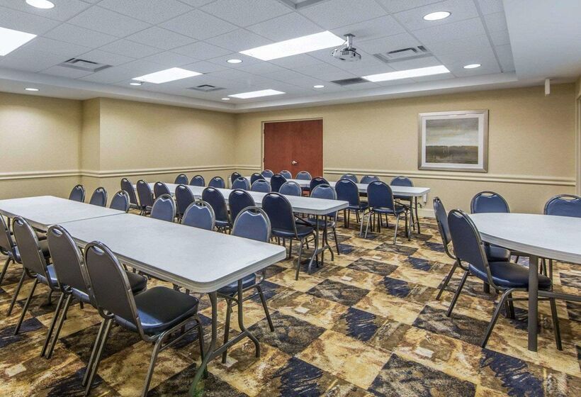 هتل The Walden, Trademark Collection By Wyndham