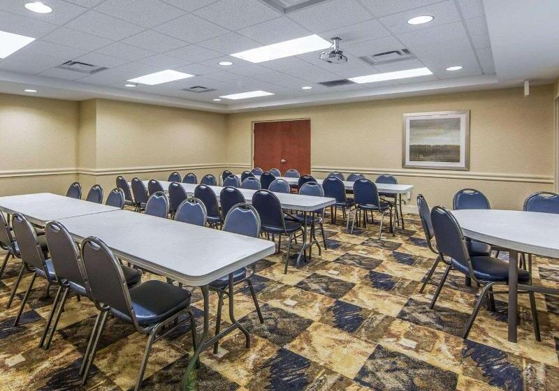 هتل The Walden, Trademark Collection By Wyndham