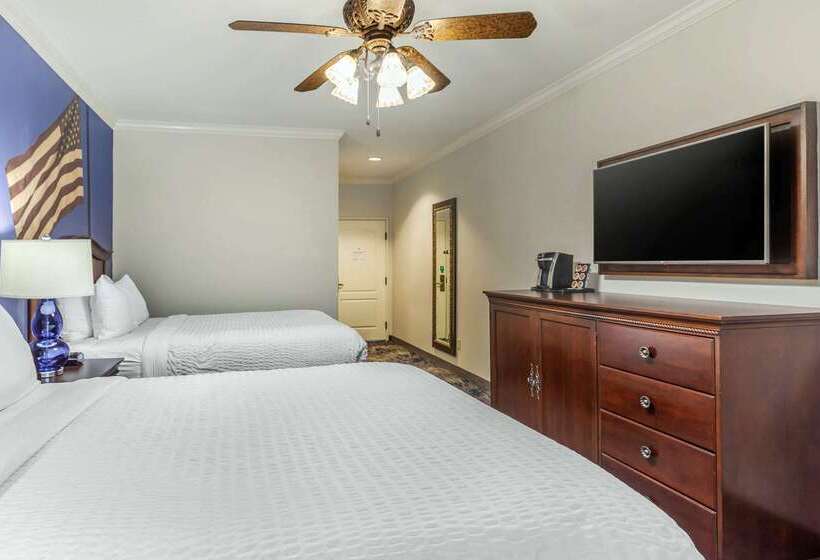 ホテル Clarion Pointe Sulphur Springs