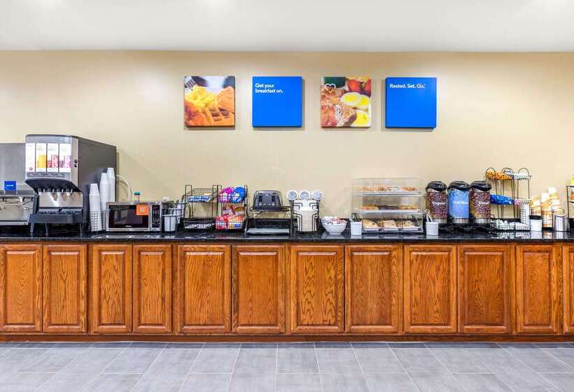 هتل Comfort Inn & Suites Davenport   Quad Cities