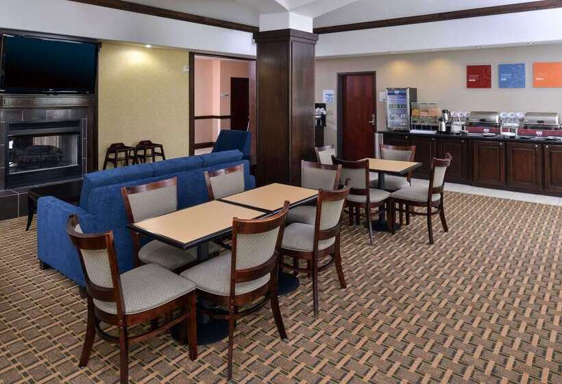 호텔 Comfort Inn & Suites Mexia