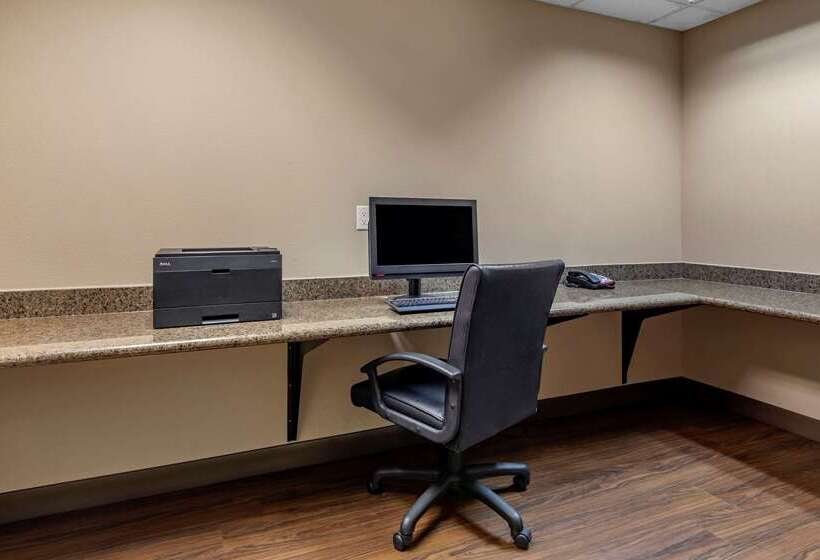 فندق Comfort Inn & Suites Russellville I40