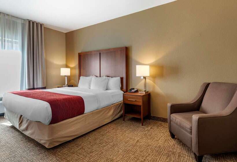 فندق Comfort Inn & Suites Russellville I40