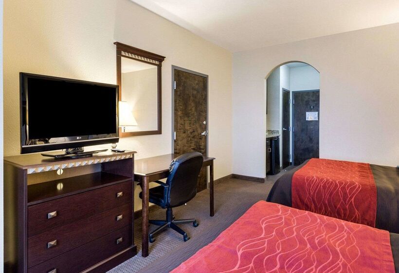 호텔 Comfort Inn And Suites Winnie