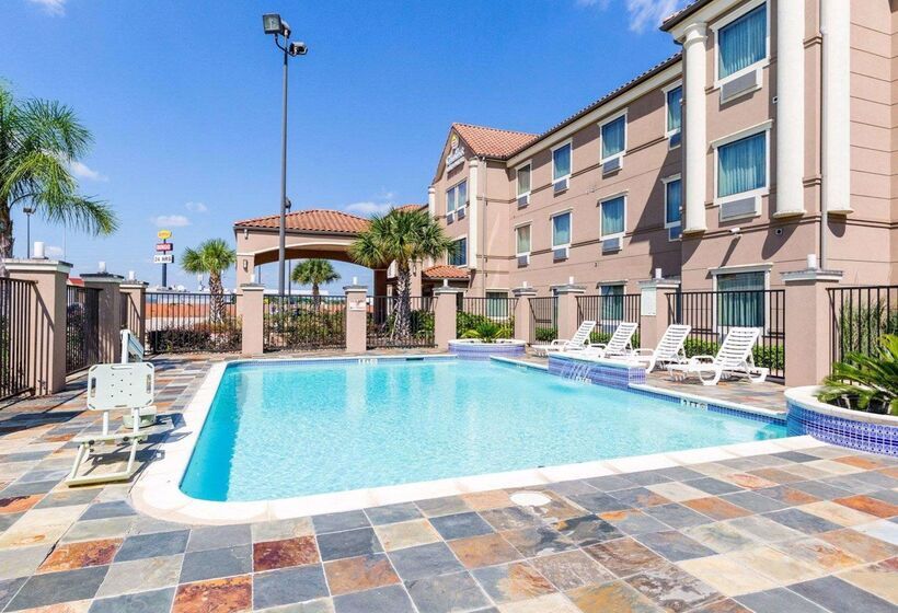 호텔 Comfort Inn And Suites Winnie