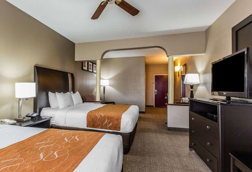 فندق Comfort Suites Bakersfield