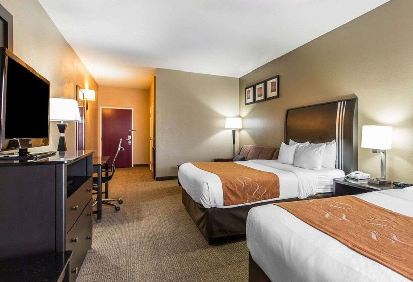 فندق Comfort Suites Bakersfield
