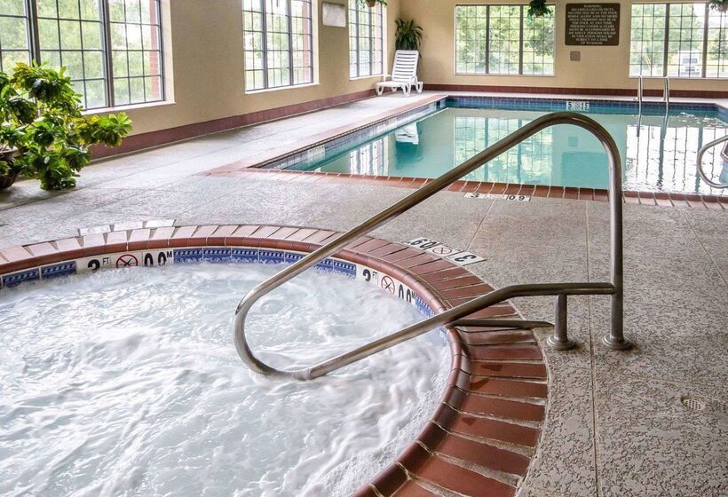 ホテル Comfort Suites